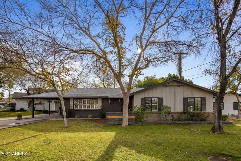 1515 E Mclellan Blvd, Phoenix, AZ 85014