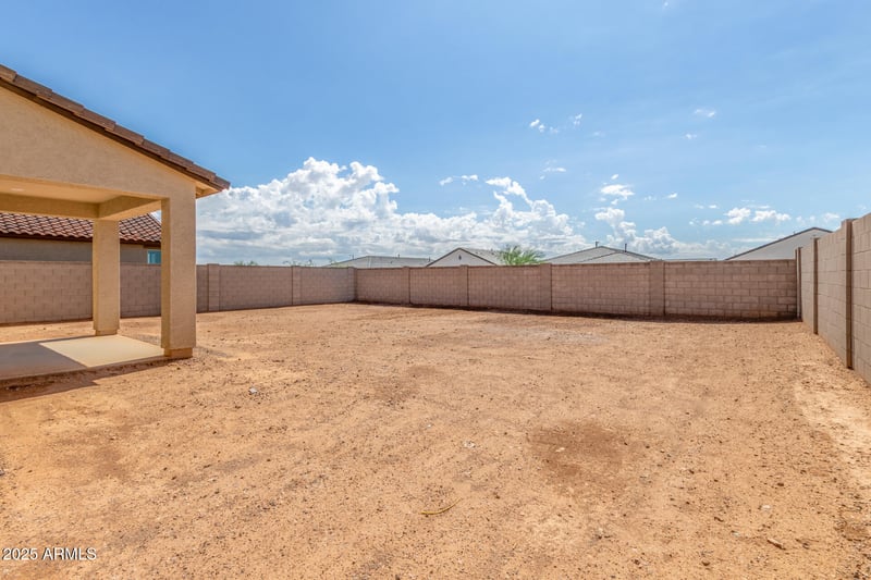 15151 Gray Fox Trl, Surprise, AZ 85387