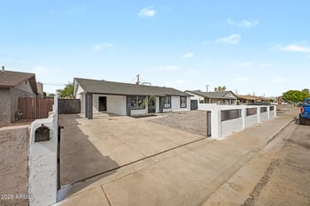 1516 7th Dr, Mesa, AZ 85202