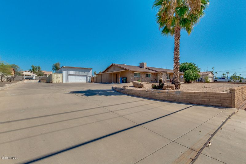 1516 E Grovers Ave, Phoenix, AZ 85022