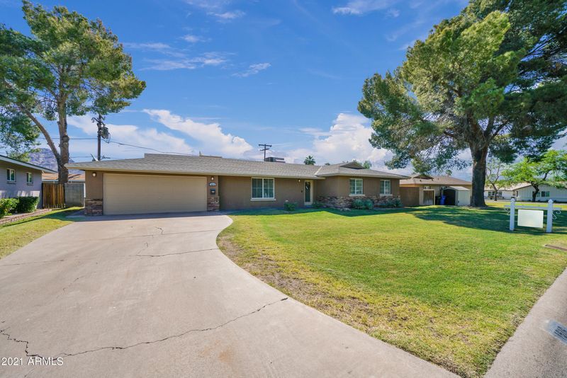 1516 E Tuckey Ln, Phoenix, AZ 85014
