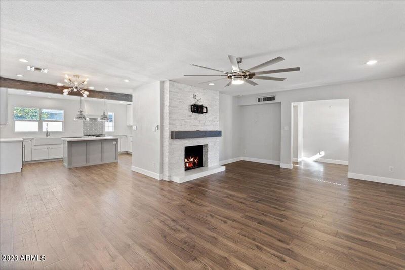 1516 W Glenn Dr, Phoenix, AZ 85021