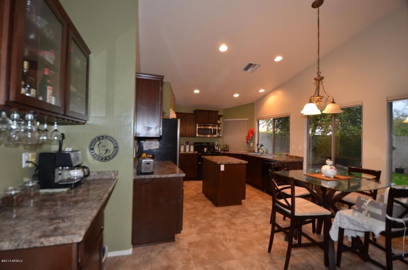 1516 W Vaughn Ave, Gilbert, AZ 85233