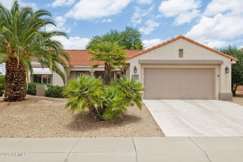 15162 Las Brizas Ln, Sun City West, AZ 85375