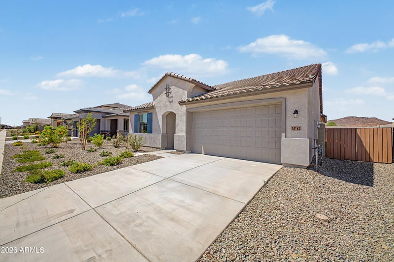 15162 Gray Fox Trl, Surprise, AZ 85387