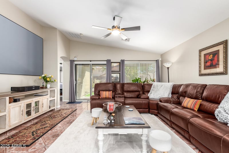15167 Monroe St, Goodyear, AZ 85338