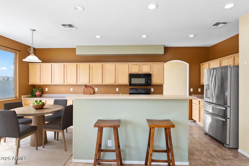 1517 80th Ln, Phoenix, AZ 85043