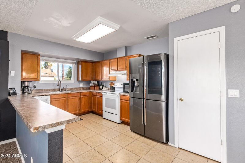 1517 E Fremont Rd, Phoenix, AZ 85042