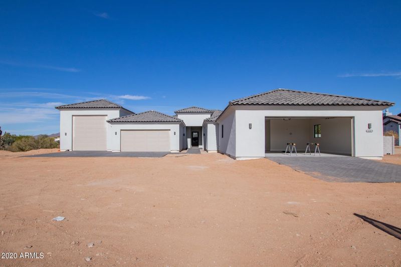 1518 E Cloud Rd, Phoenix, AZ 85086