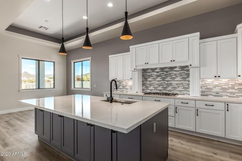 1518 E Cloud Rd, Phoenix, AZ 85086