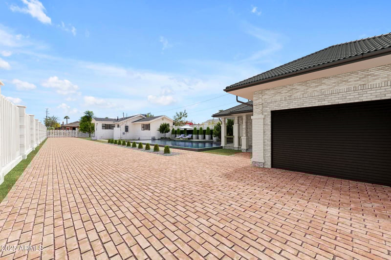1518 Pierce St, Phoenix, AZ 85006