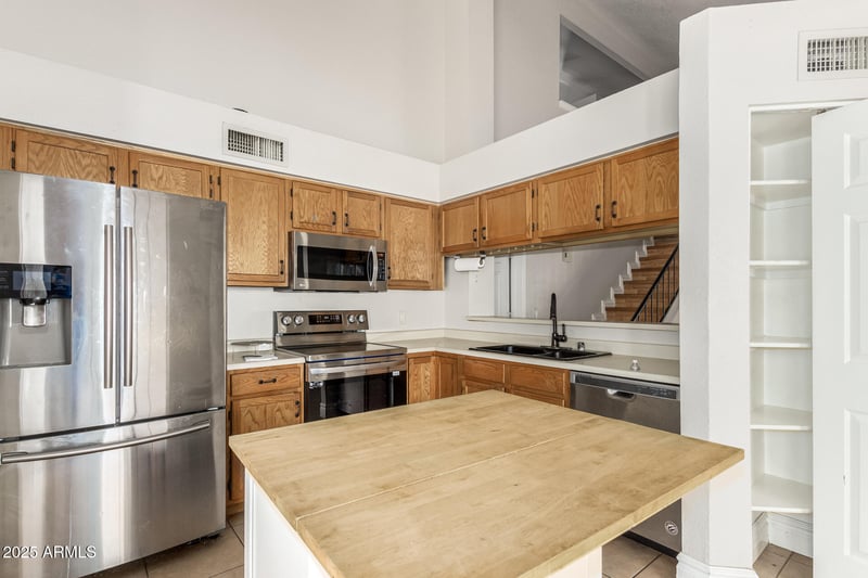 1518 Rockwood Dr, Phoenix, AZ 85024