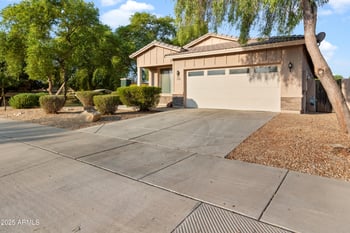 15188 137th Ln, Surprise, AZ 85379