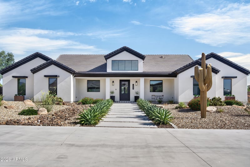 1519 E Dolores Rd, Phoenix, AZ 85086