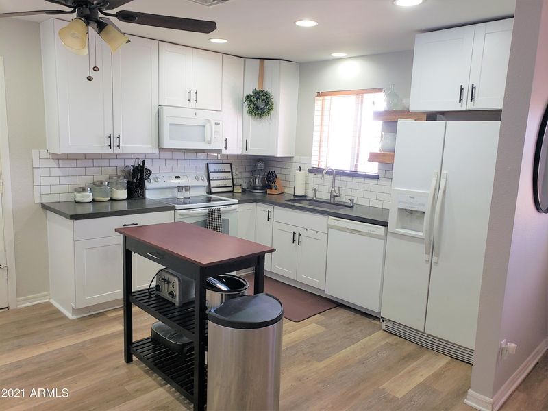 1519 S San Marcos Dr, Apache Junction, AZ 85120