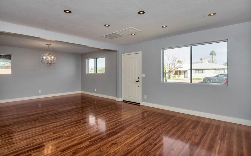 1519 W 6th St, Tempe, AZ 85281