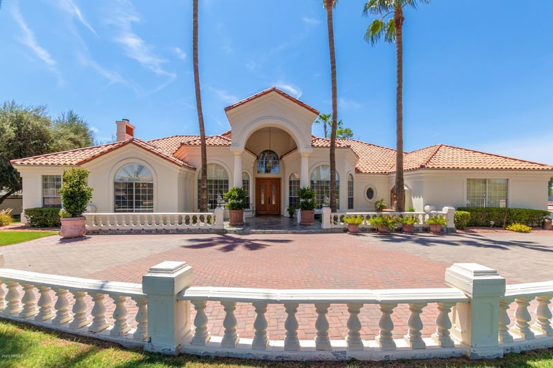 1519 W Caribbean Ln, Phoenix, AZ 85023