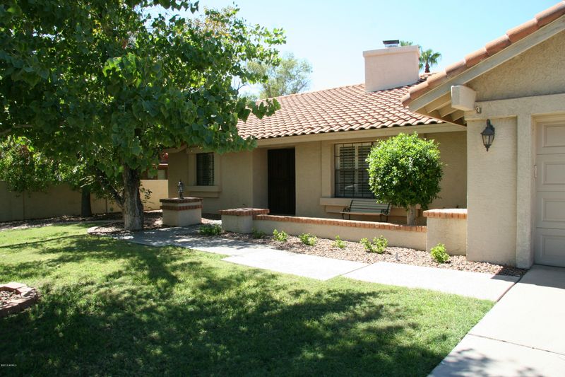 152 N Honeysuckle Ln, Gilbert, AZ 85234