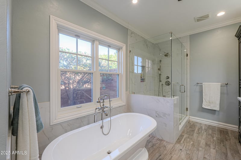 1520 E Elmwood Cir, Mesa, AZ 85203