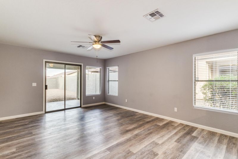 1520 W Burgess Ln, Phoenix, AZ 85041