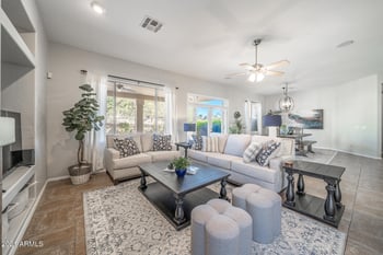 1520 W Glenhaven Dr, Phoenix, AZ 85045