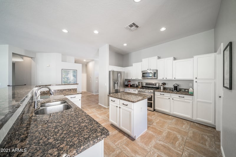 1520 W Glenhaven Dr, Phoenix, AZ 85045
