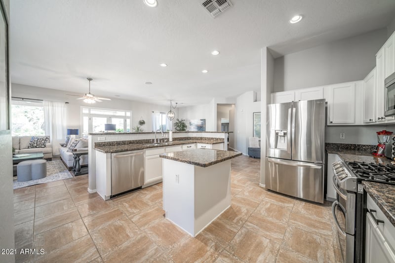 1520 W Glenhaven Dr, Phoenix, AZ 85045