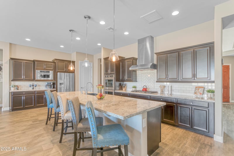 15201 183rd Dr, Goodyear, AZ 85338