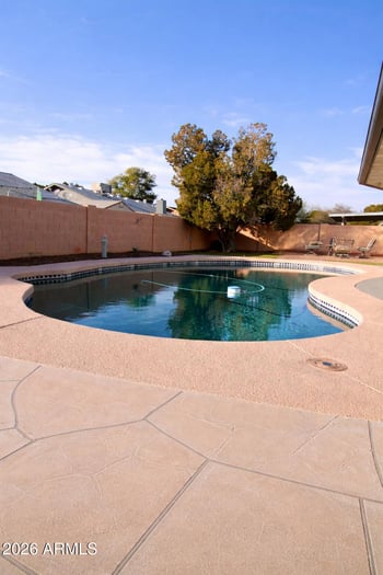 15204 51st Dr, Glendale, AZ 85306