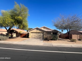 15204 Honeysuckle Ln, Surprise, AZ 85374
