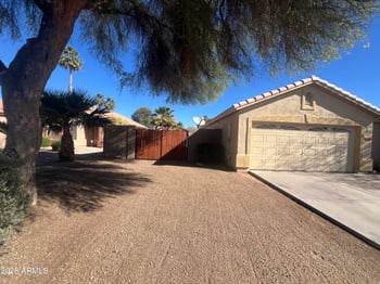 15204 Honeysuckle Ln, Surprise, AZ 85374