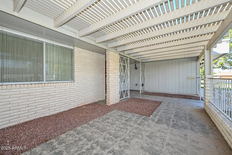 15205 Desert Rose Dr, Sun City, AZ 85351