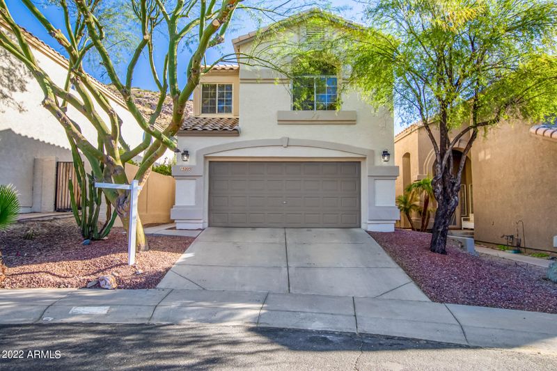 15205 S 14th Pl, Phoenix, AZ 85048