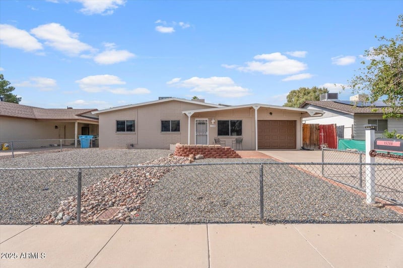 15208 28th Ave, Phoenix, AZ 85053