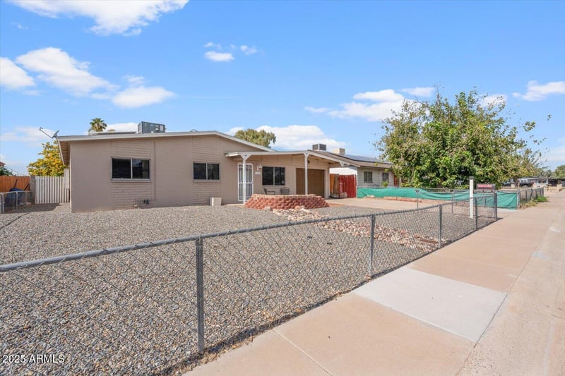 15208 28th Ave, Phoenix, AZ 85053