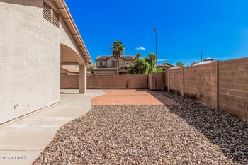 1521 Chambers St, Phoenix, AZ 85040
