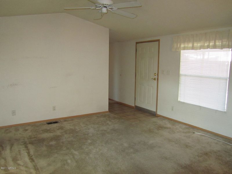 1521 E Saint John Rd, Phoenix, AZ 85022