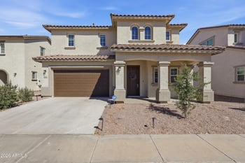 1521 Senate St, Chandler, AZ 85286