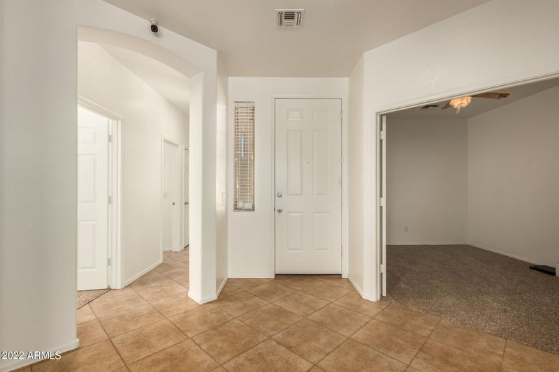 1521 W Saint Anne Ave, Phoenix, AZ 85041