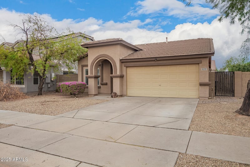 15212 Adams St, Goodyear, AZ 85338