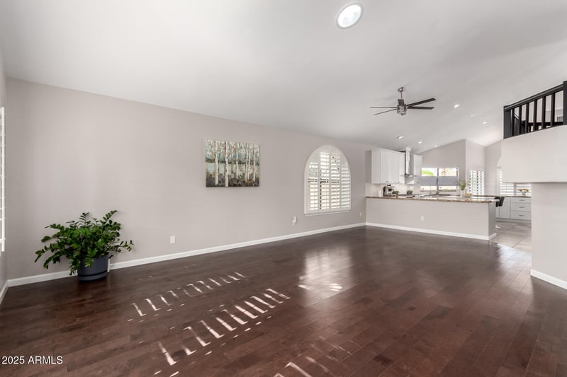 15215 20th Pl, Phoenix, AZ 85048