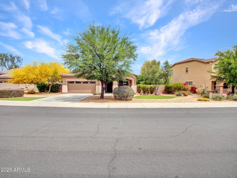 15216 Westview Dr, Goodyear, AZ 85395