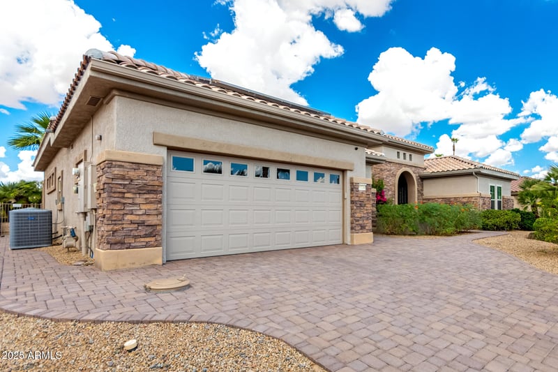 15216 Wildfire Dr, Surprise, AZ 85374