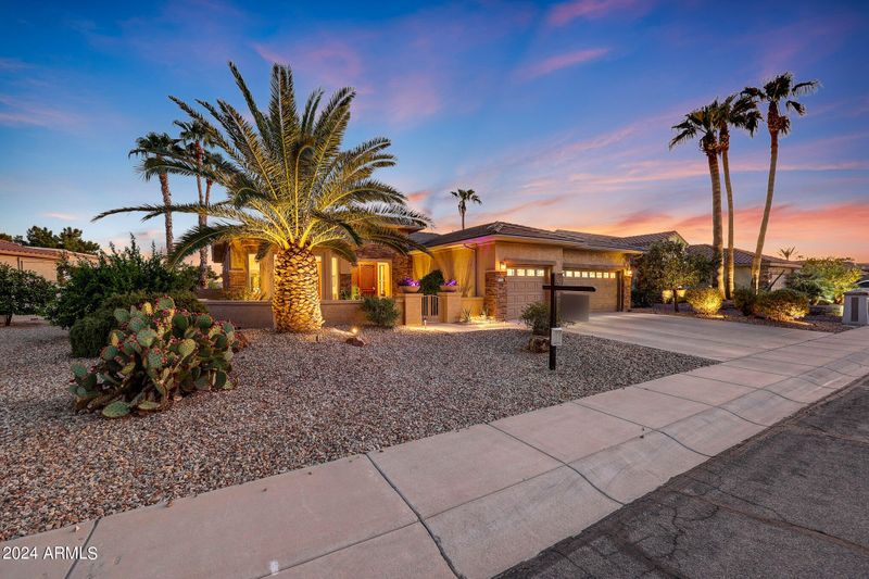 15217 W Daybreak Dr, Surprise, AZ 85374