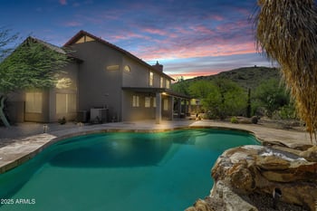 15218 36th Pl, Phoenix, AZ 85044