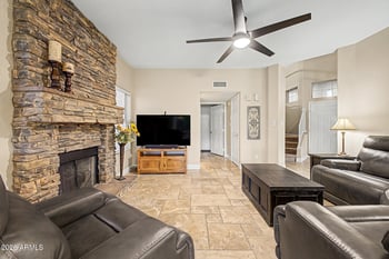 1522 E Beacon Dr, Gilbert, AZ 85234