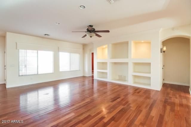 1522 E Branham Ln, Phoenix, AZ 85042