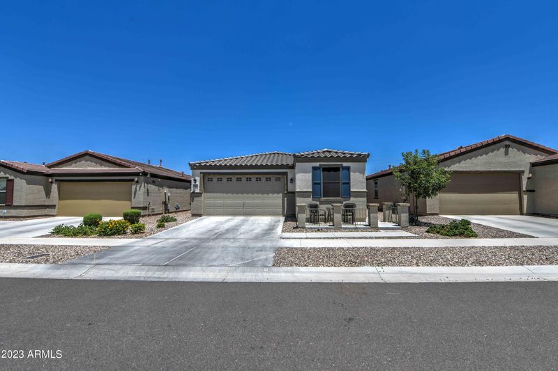1522 E Saint Catherine Ave, Phoenix, AZ 85042