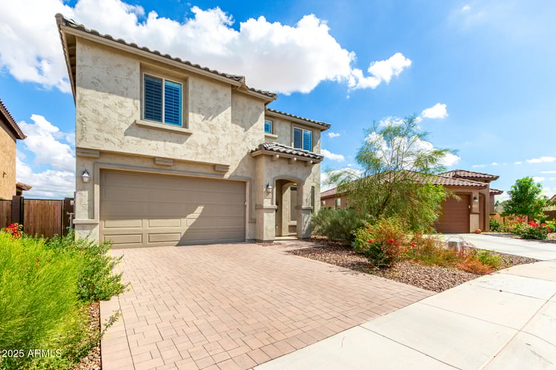 1522 Sabel Ct, San Tan Valley, AZ 85144