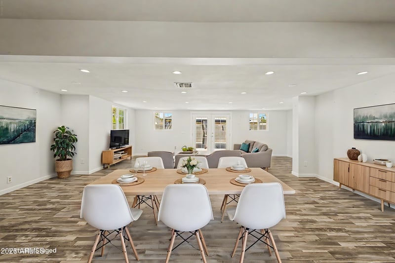 1522 W Lawrence Ln, Phoenix, AZ 85021